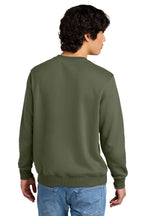 District Perfect Weight Fleece Crew DT1106