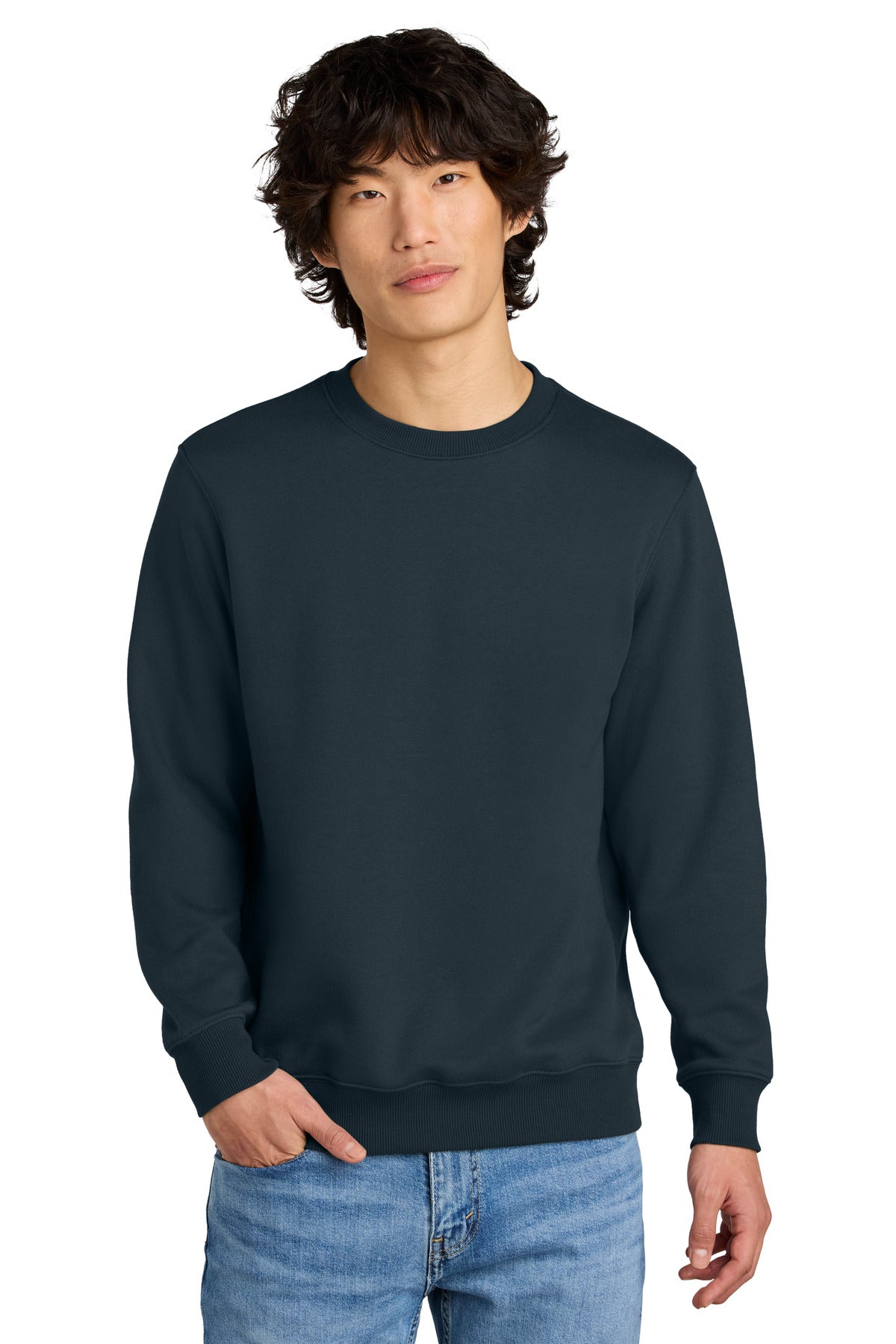 District Perfect Weight Fleece Crew DT1106