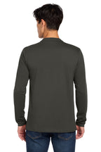 New Era  Heritage Blend Long Sleeve Crew Tee. NEA102