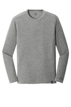 New Era  Heritage Blend Long Sleeve Crew Tee. NEA102
