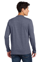New Era  Heritage Blend Long Sleeve Crew Tee. NEA102
