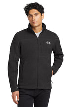 The North Face  Sweater Fleece Jacket. NF0A3LH7