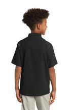 New Era  Youth Cage Short Sleeve 1/4-Zip Jacket. YNEA600